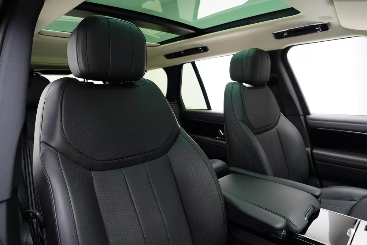 Land Rover Range Rover Vogue HSE P530-4-4