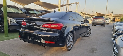 Sleek Kia Cerato Koup 2017 | GCC Specs | Well Maintained-10