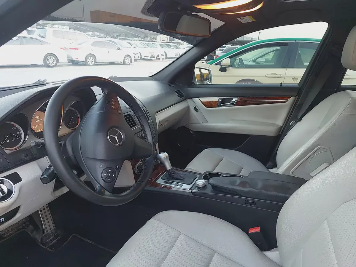 Mercedes-Benz C-Class C300 2011 | Japanese Specs | Pristine Condition-18-18