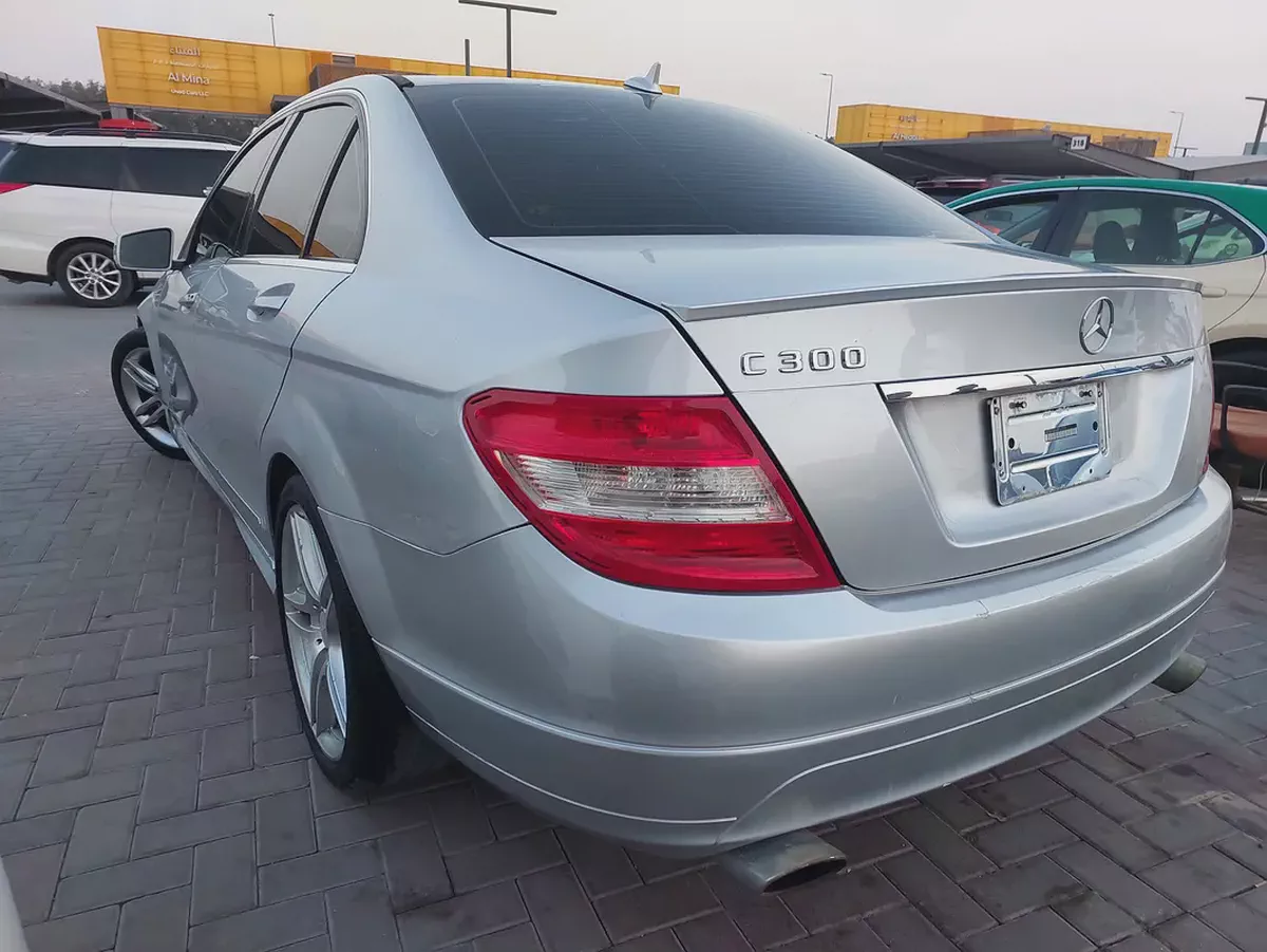 Mercedes-Benz C-Class C300 2011 | Japanese Specs | Pristine Condition-8-8