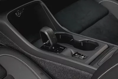 2,155 P.M |  XC40 Core | 0% Downpayment | VOLVO WARRANTY!-9