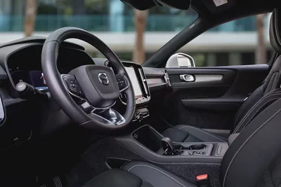 2,155 P.M |  XC40 Core | 0% Downpayment | VOLVO WARRANTY!-8
