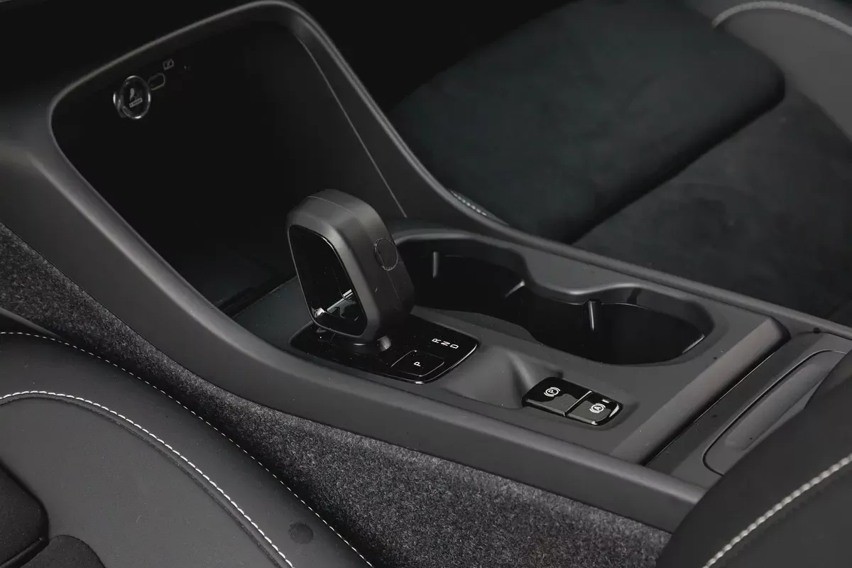 2,155 P.M |  XC40 Core | 0% Downpayment | VOLVO WARRANTY!-9-9
