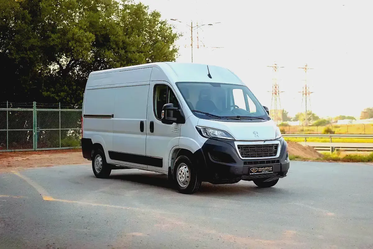 Peugeot Boxer Delivery Van | GCC Specs | Ref#P31179-1-1