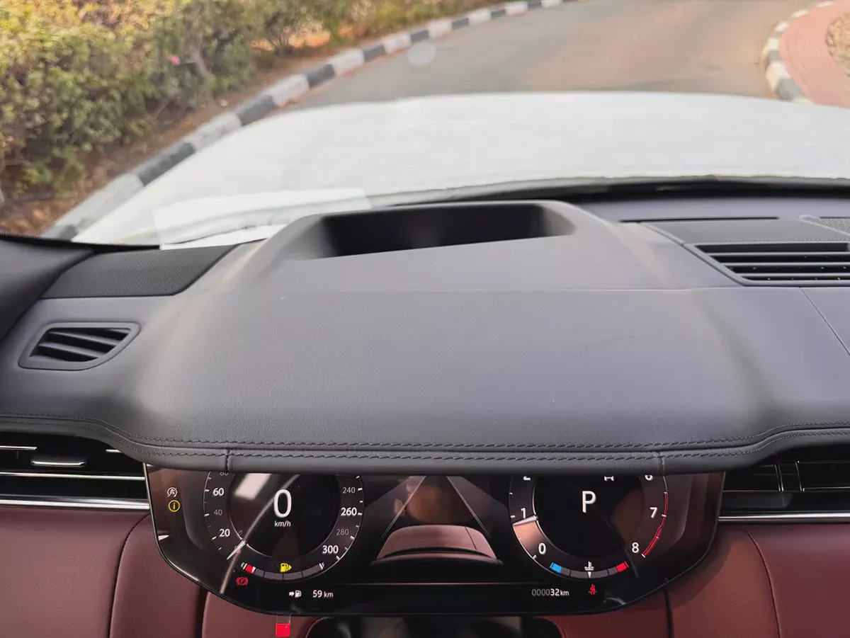 AUTOBIOGRAPHY P530 / GCC / 5 YEARS WARRANTY / BRAND NEW / FULL OPTION-16-16