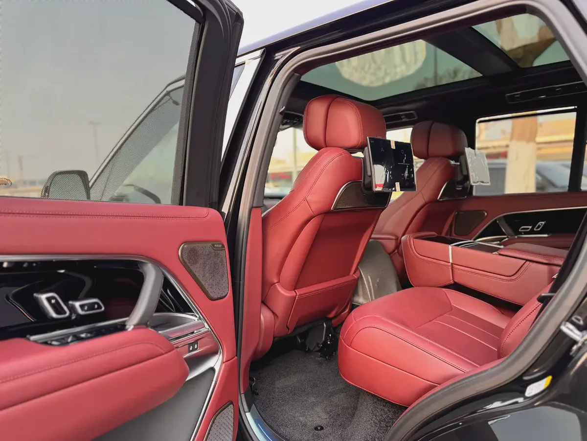 AUTOBIOGRAPHY P530 / GCC / 5 YEARS WARRANTY / BRAND NEW / FULL OPTION-17-17