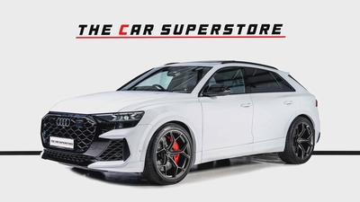 AUDI RSQ8 Performance-Super SUV-Exclusive Order-Carbon Ceramic Brakes-23 Inch Satin Grey Rims-3