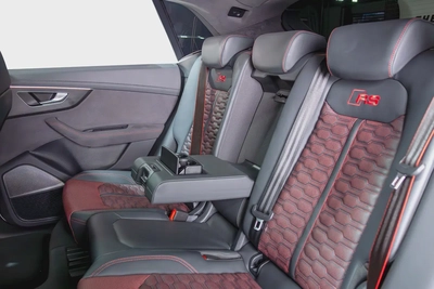 AUDI RSQ8 Performance-Super SUV-Exclusive Order-Carbon Ceramic Brakes-23 Inch Satin Grey Rims-19