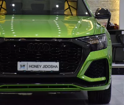 Audi RS Q8 ( 2022 Model ) in Green Color European Specs-11