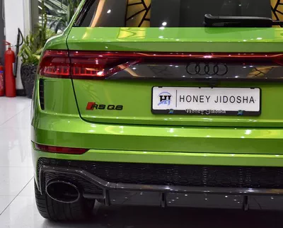 Audi RS Q8 ( 2022 Model ) in Green Color European Specs-9