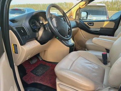 Hyundai H1 GLS 2017 - Korean Specs - Perfect for Family or Business-5