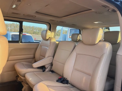 Hyundai H1 GLS 2017 - Korean Specs - Perfect for Family or Business-8