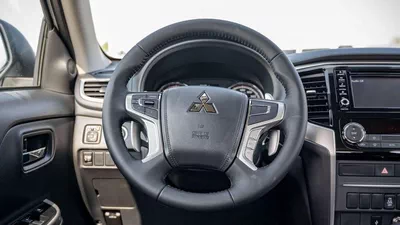 Mitsubishi L200 GLS Mitsubishi L200 Sportero 2.4L Diesel 4x4 2025-13