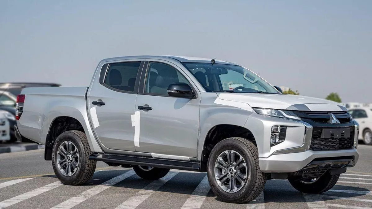 Mitsubishi L200 GLS Mitsubishi L200 Sportero 2.4L Diesel 4x4 2025-1-0