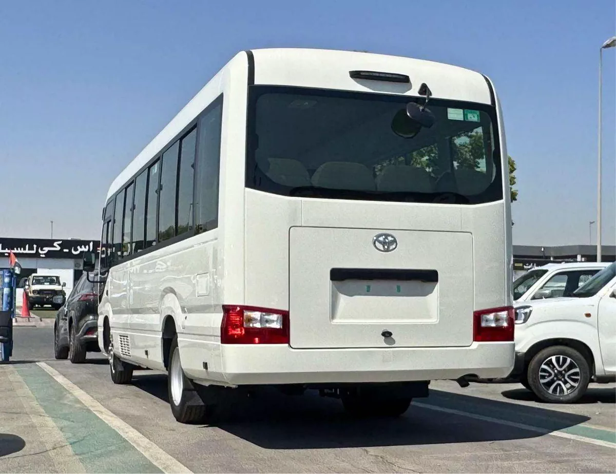 Toyota Coaster 4.2L V6 DIESEL || 23 STR M/T | AUTO FOLDING DOOR | REAR SEATS BELT (CODE # COD42A)-5-0