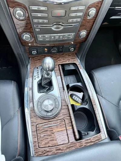 Nissan Armada Platinum full option-16