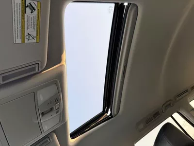 Nissan Armada Platinum full option-19