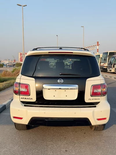 Nissan Armada Platinum full option-4