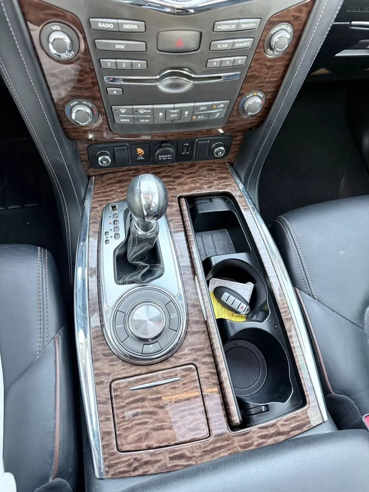 Nissan Armada Platinum full option-16-0