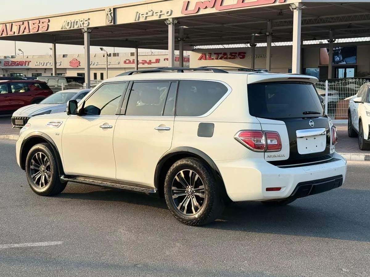 Nissan Armada Platinum full option-3-0