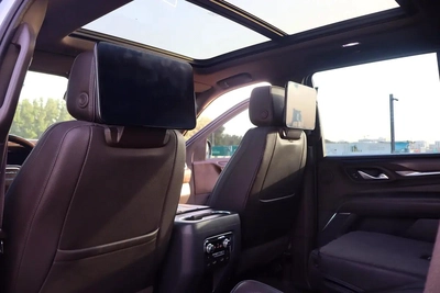 GMC Yukon Denali 2023 – Full Option – GCC Specs – Original Paint-7