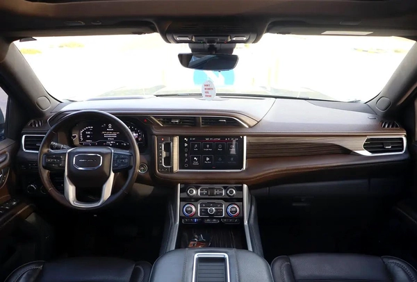 GMC Yukon Denali 2023 – Full Option – GCC Specs – Original Paint