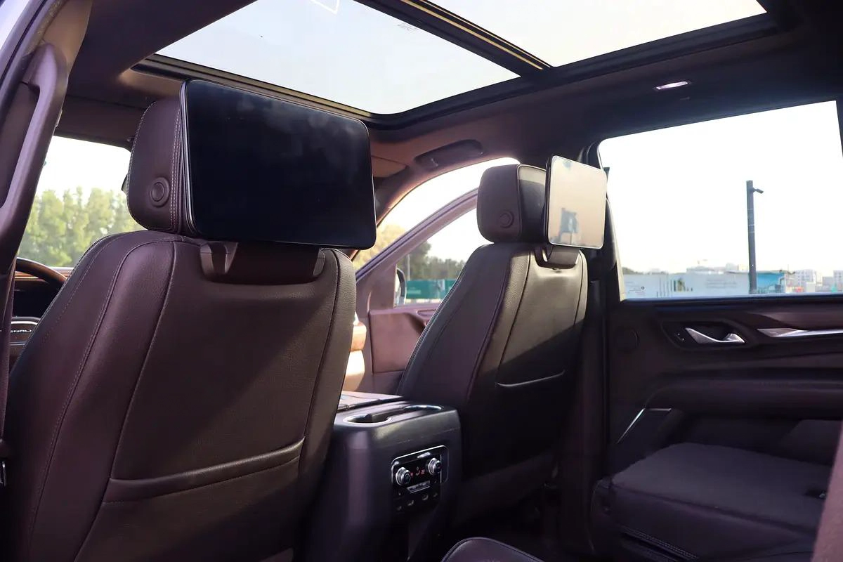 GMC Yukon Denali 2023 – Full Option – GCC Specs – Original Paint-7-7