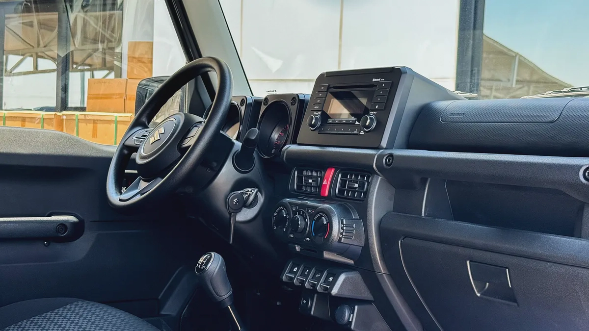 Suzuki Jimny GL Manual Transmission GCC Specs 2026 Brand New 1.5L 4 Cylinders