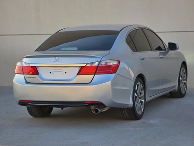 Honda Accord EX 2013 - GCC Specs - Excellent Condition-16