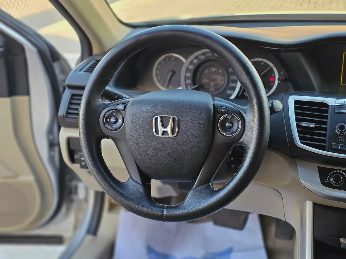 Honda Accord EX 2013 - GCC Specs - Excellent Condition-13-13