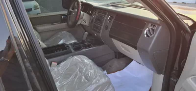 Reliable Ford Expedition 2013 | GCC Specs | Spacious 8-Seater-10