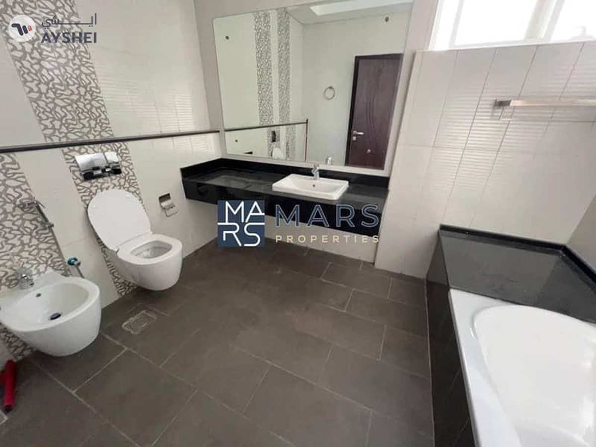 Luxury| Spacious| 4 Bedroom Villa| With Maid Room| Best Price| Closer to Emirates Road-16-16