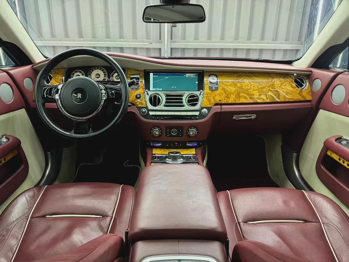 Rolls-Royce Wraith 2014 |  GCC Specs | Excellent Condition | Full Service History-16-16