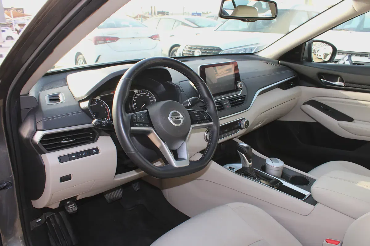 Nissan Altima SV 2021 GCC Specs-7-7