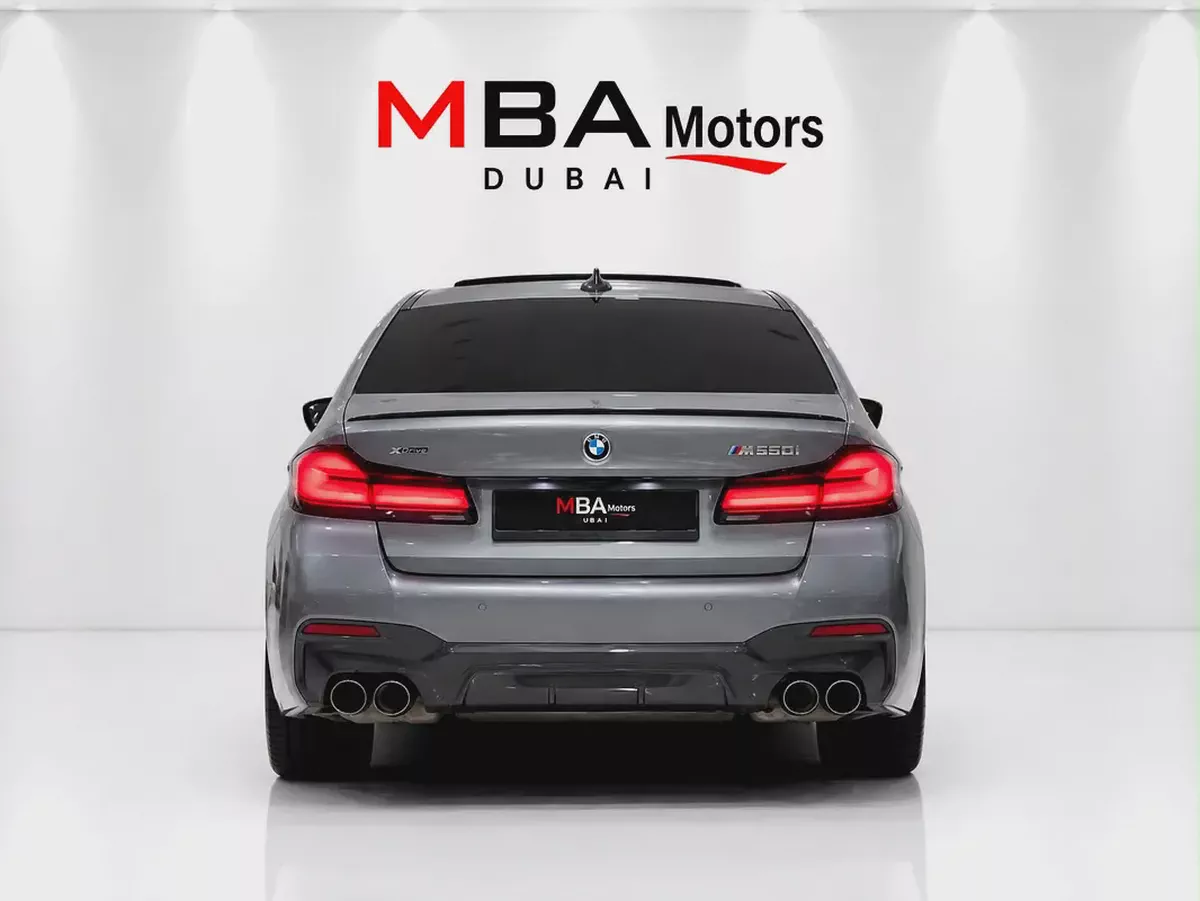 2023 BMW M550i xDrive - 34,000 kms-9-9