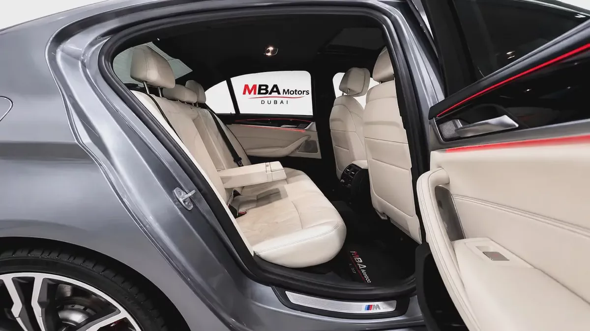 2023 BMW M550i xDrive - 34,000 kms-6-6