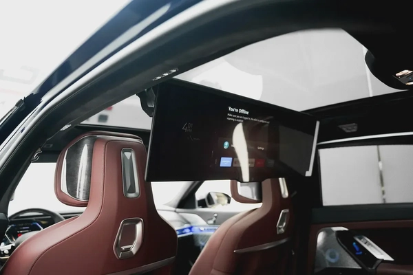 2024 BMW 740I WITH 5 WARRANTY AND SERVICE CONTRACT FROM AGMC