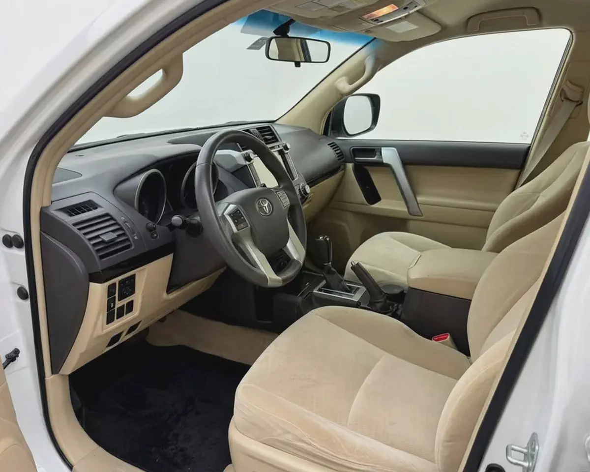 Toyota Land Cruiser Prado GXR 2016 | 1 Owner | AED 3,433 / Monthly-6-6