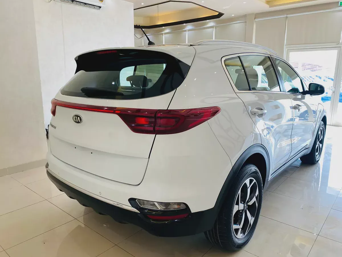 Kia Sportage 2019 LX | GCC Specs | Low Mileage | Excellent Condition-10-10