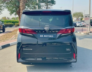 2024 Toyota Alphard 2.5L Hybrid with 47,581 km Driven