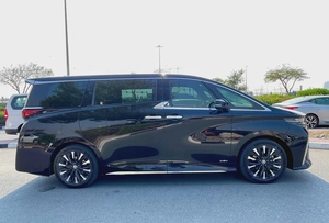 2024 Toyota Alphard 2.5L Hybrid with 47,581 km Driven