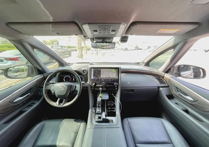 2024 Toyota Alphard 2.5L Hybrid with 47,581 km Driven