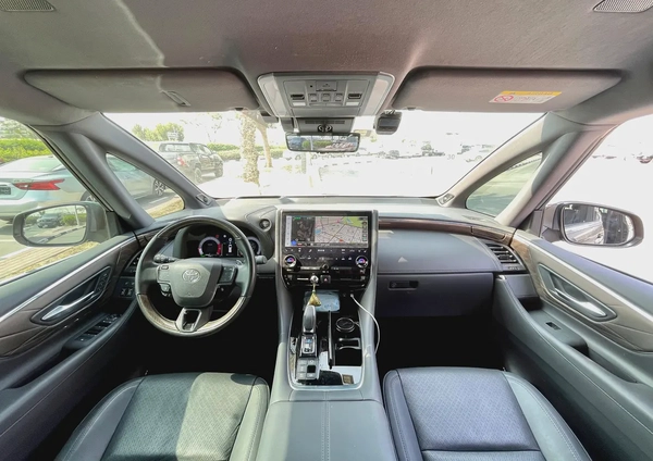 2024 Toyota Alphard 2.5L Hybrid with 47,581 km Driven