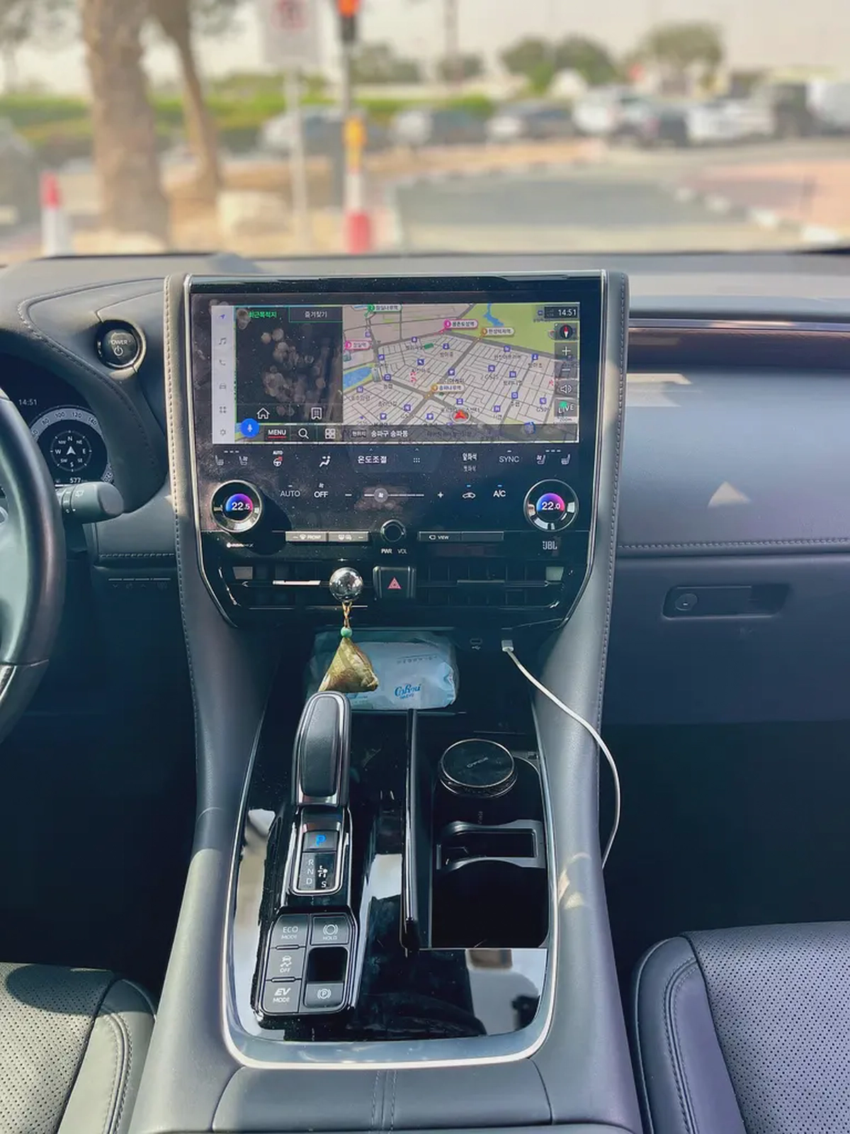 2024 Toyota Alphard 2.5L Hybrid with 47,581 km Driven-10-10