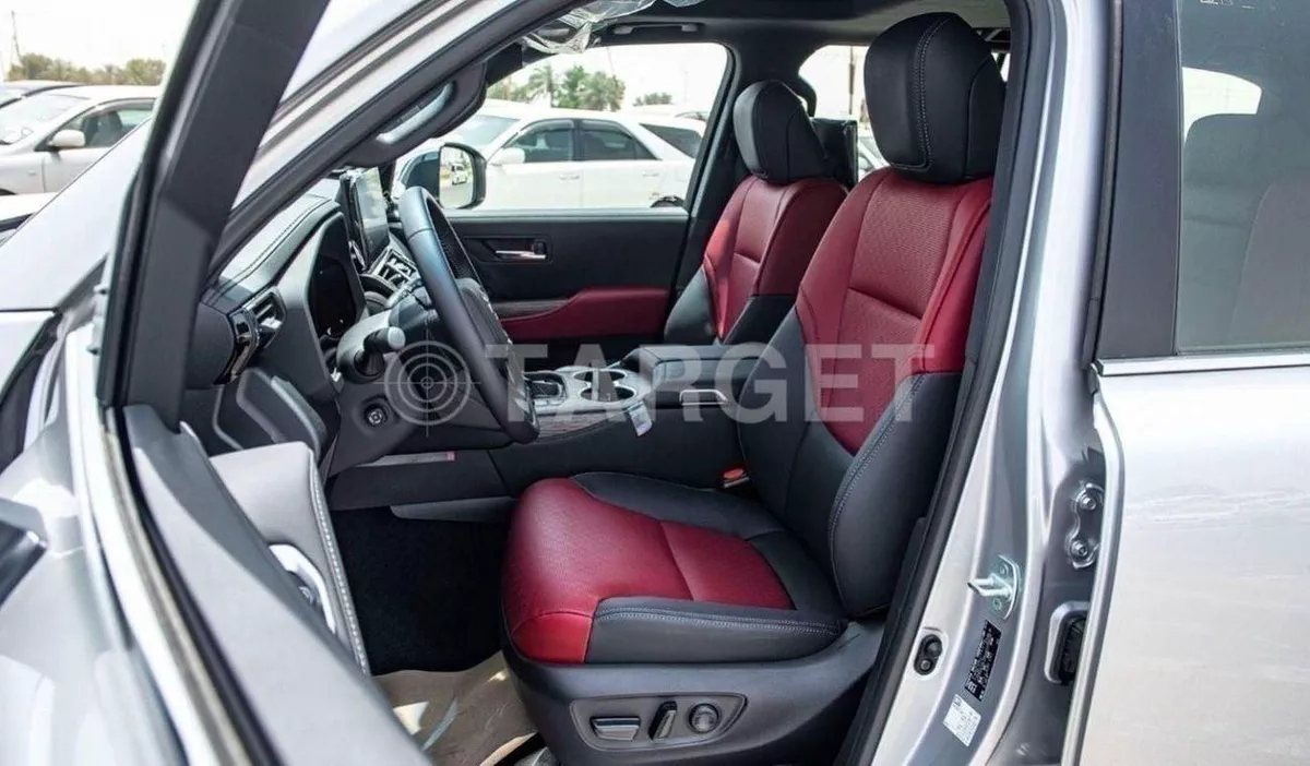 Toyota Land Cruiser VXR LC300 VXR 3.3D AT MY2024 – SILVER-10-0