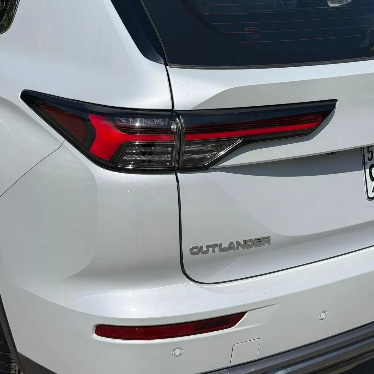 2026 Mitsubishi Outlander-9-9