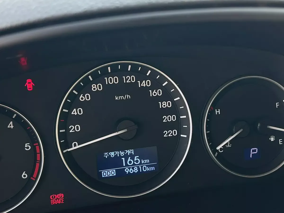 2021 | Hyundai H1 | Van | Automatic | Diesel | Korean Specs | Ref#832-6-6