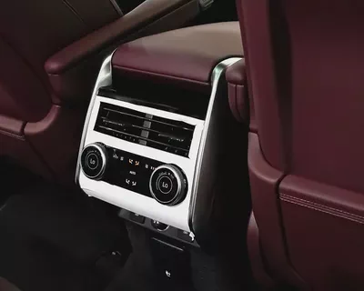 RANGE ROVER VOGUE HSE P530 - GCC SPEC - 2023 - 8,000 km - AL TAYER WARRANTY AND SERVICE CONTRACT-18