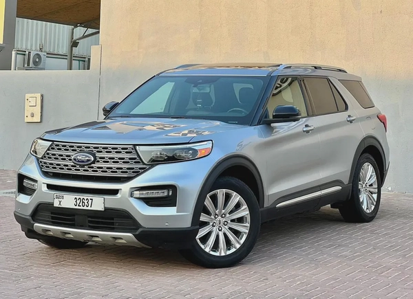 Ford Explorer Limited 2020 - American Specs - Excellent Condition