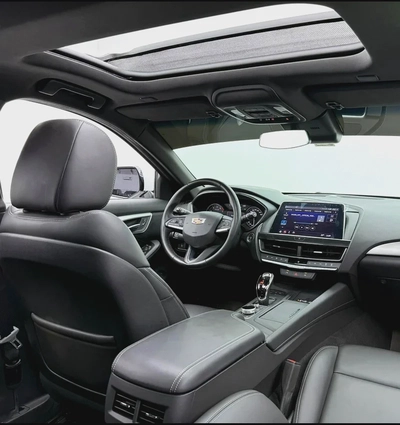 Cadillac CT5 Full option 2023 GCc under warranty and service contact-12